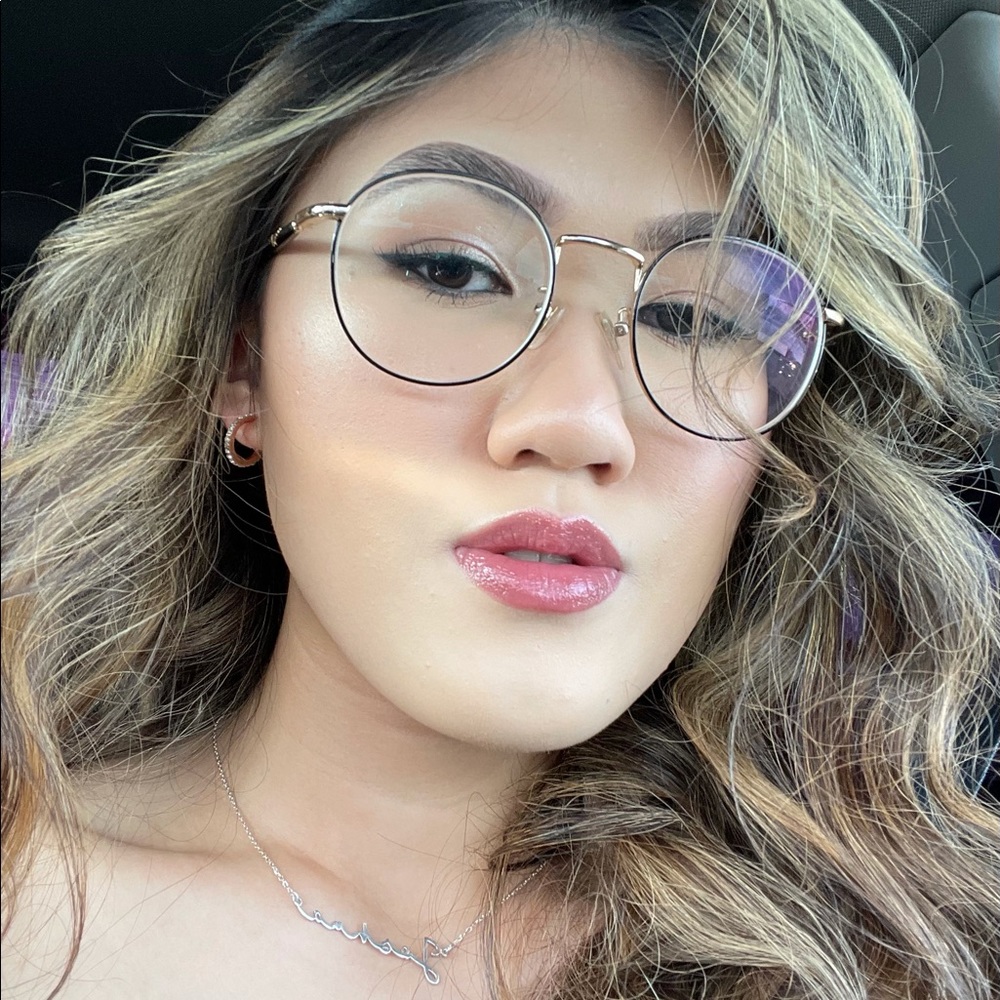 Meet your Posher, Jeralyn
